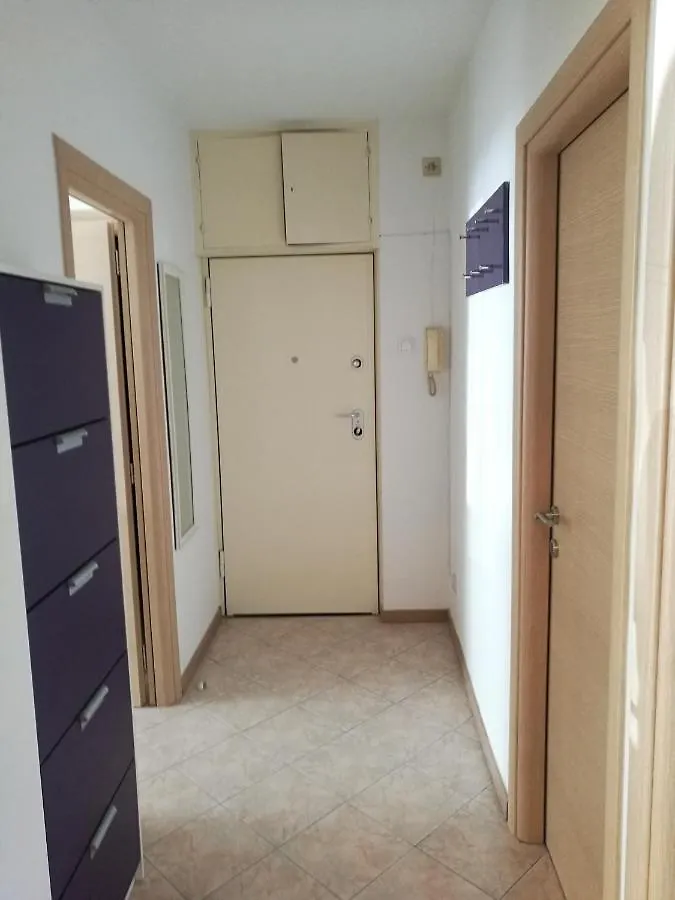 Homestay Nice And Cozy Two Single Bed Room Split